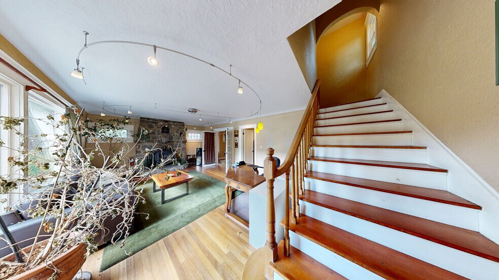 Primary Photo Of 10280 Donner Pass Rd, Truckee Office Residential For Sale