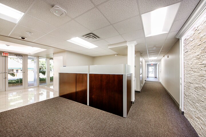 More Photos Of 5300 N Federal Hwy, Fort Lauderdale Office For Sale