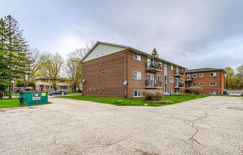 More Photos Of 15 Killdeer Rd, Elmira Apartments For Sale