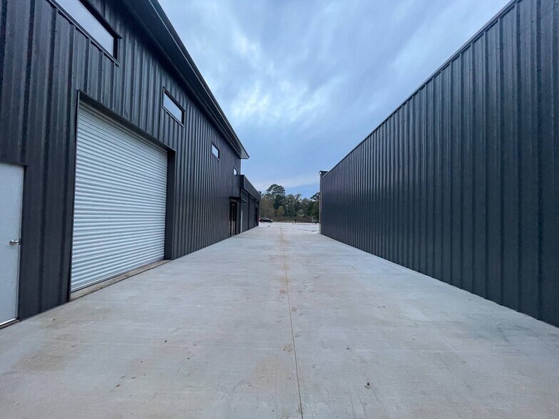 More Photos Of 1002 Honea Egypt Rd, Magnolia Unknown For Lease