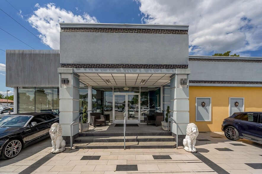 More Photos Of 435 E New Circle Rd, Lexington Specialty For Lease