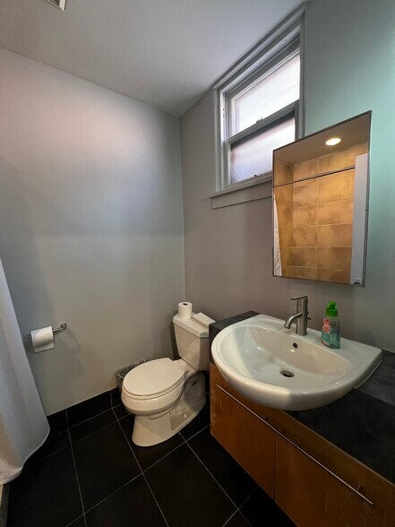 More Photos Of 711 N Cascade Ave, Colorado Springs Office For Lease