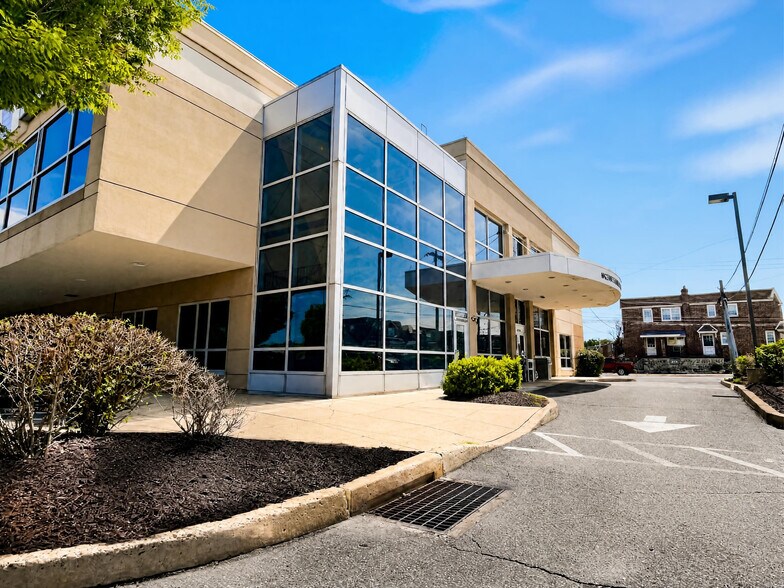 Primary Photo Of 2630 Holme Ave, Philadelphia Medical For Sale