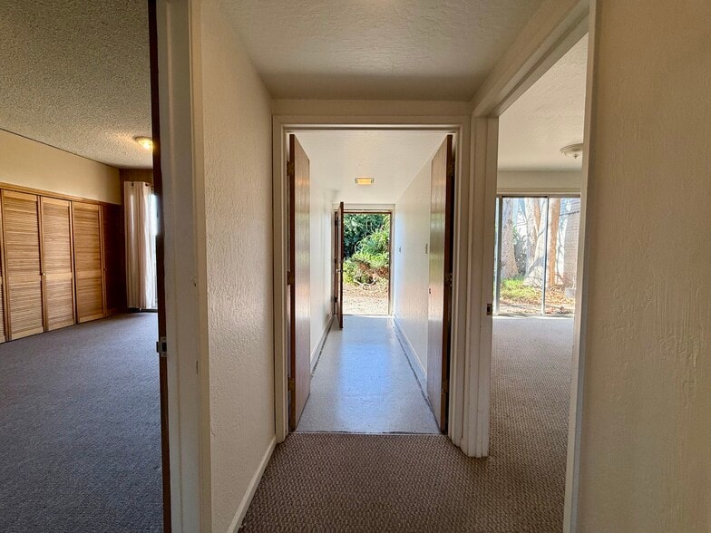 More Photos Of 928-930 San Pablo Ave, Albany Medical For Sale