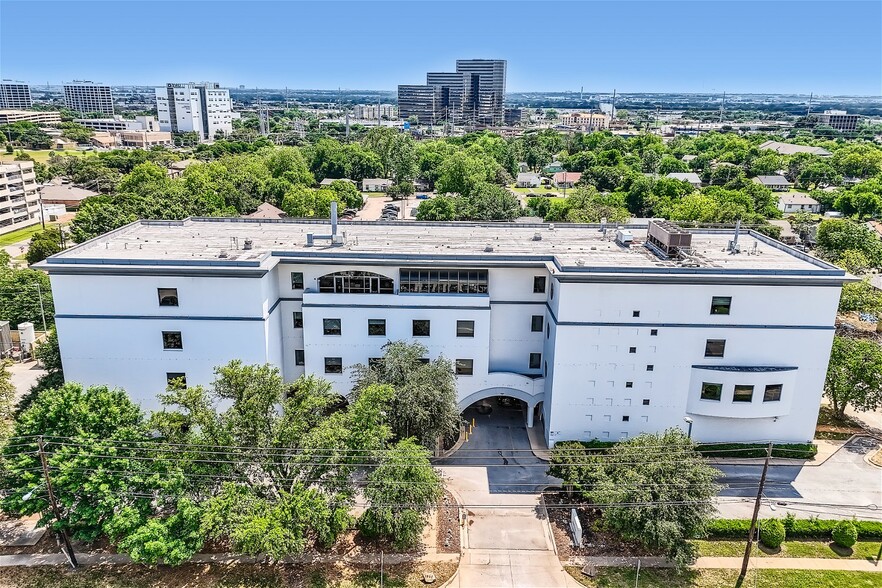 Primary Photo Of 1950 Record Crossing Rd, Dallas Hospital For Lease