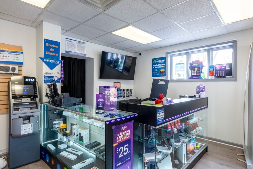 More Photos Of 447 Broadway, Ulster Park Office For Sale