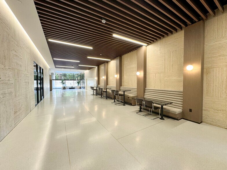 More Photos Of 5757 Wilshire Blvd, Los Angeles Office For Lease