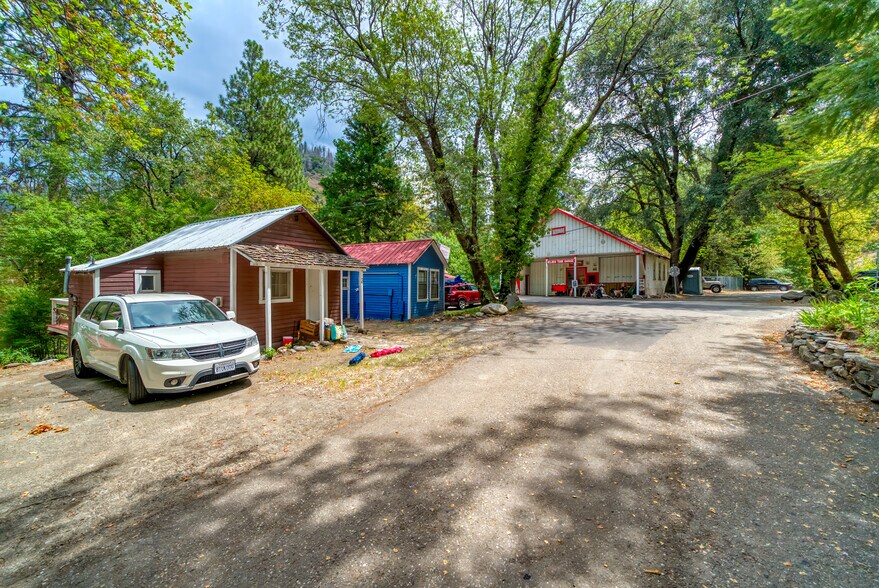 More Photos Of 14785 Belden Town rd, Belden Hotel For Sale