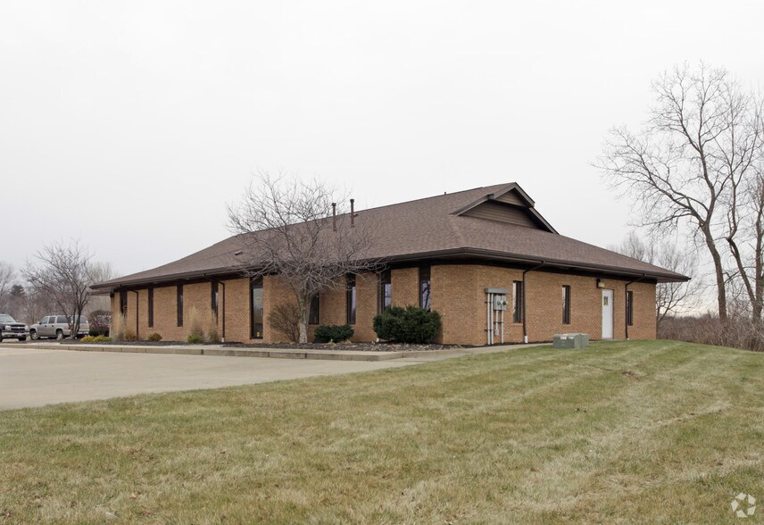 More Photos Of 2745 Nesbitt Ave, Akron Loft Creative Space For Sale