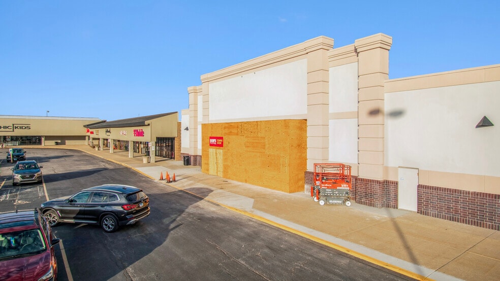 More Photos Of , Champaign General Retail For Sale