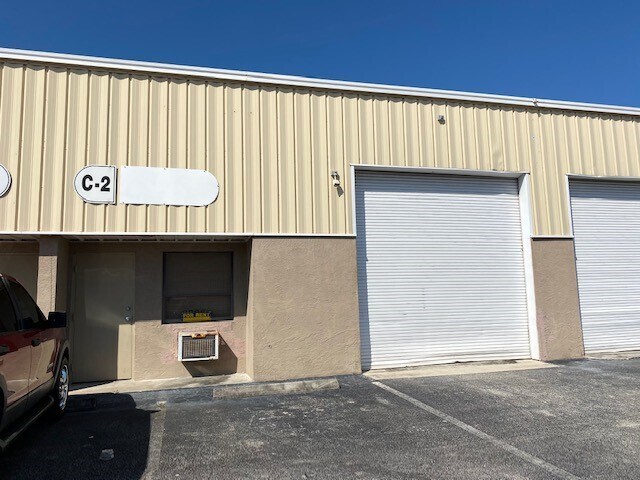 Primary Photo Of 175 N Cleary Rd, West Palm Beach Light Distribution For Lease