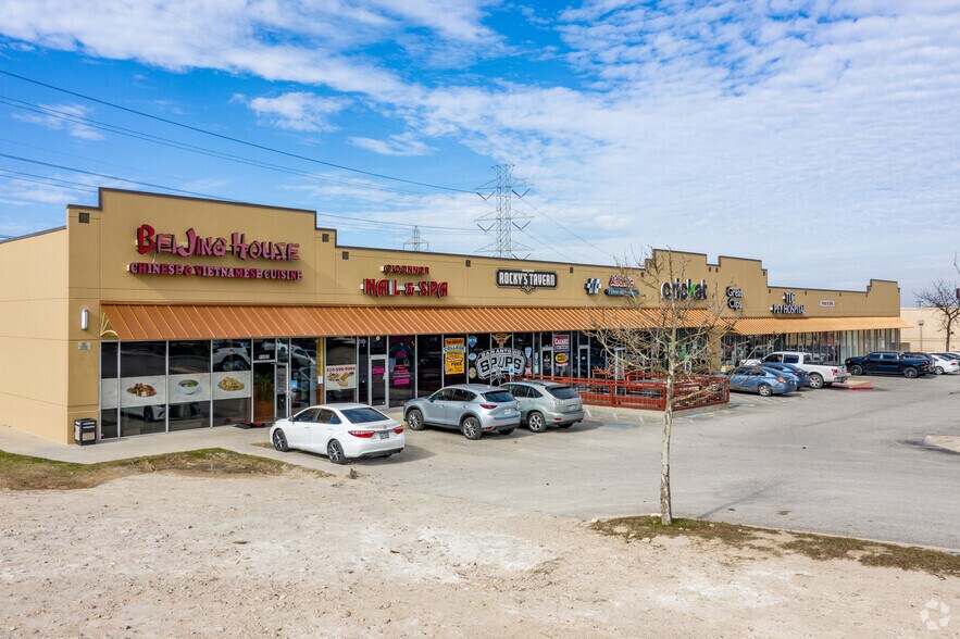 More Photos Of 11403 O'Connor Rd, San Antonio Unknown For Lease