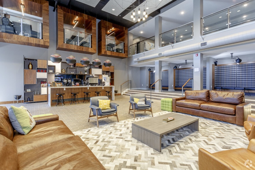 More Photos Of 1000 Berkley Pky, Kansas City Apartments For Sale