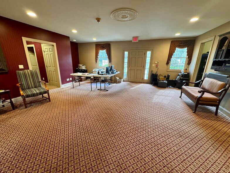 More Photos Of 25 Belden Ave, Norwalk Office For Lease