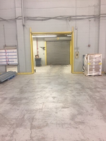 More Photos Of 4714 NE 24th Ave, Amarillo Warehouse For Lease