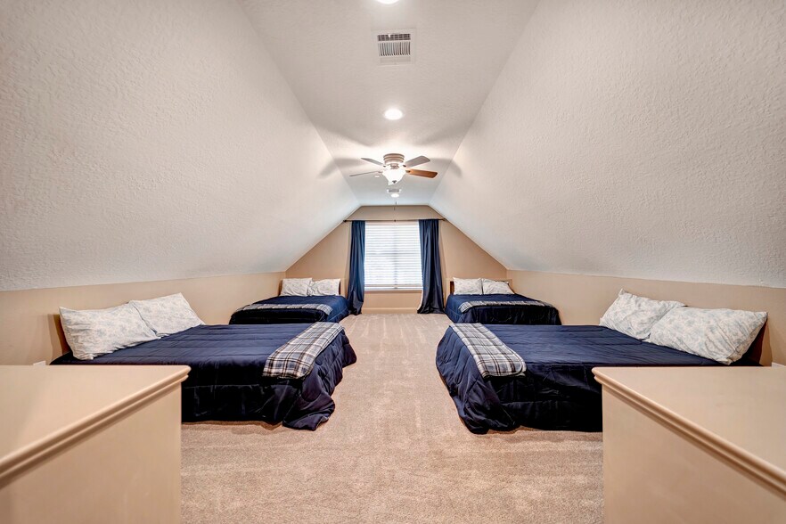 More Photos Of 5607 Sapp Rd, Conroe Lodge Meeting Hall For Sale