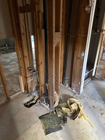 More Photos Of 2302 NW 38th St, Lawton Apartments For Sale