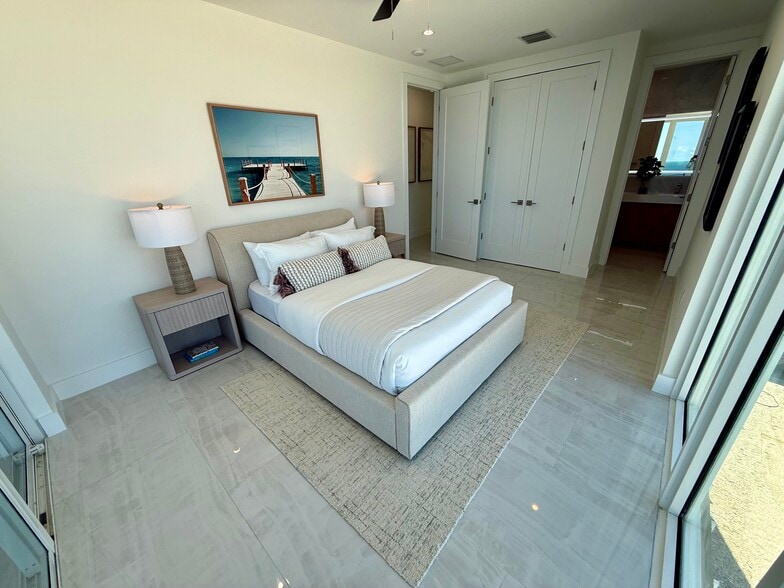 More Photos Of 990 41st St, Marathon Land For Sale