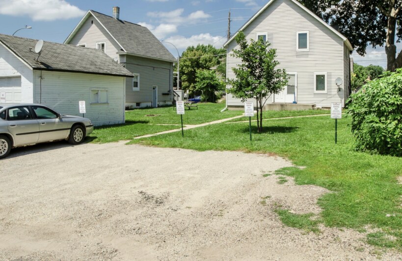 More Photos Of 304 7th St NW, Rochester Apartments For Sale