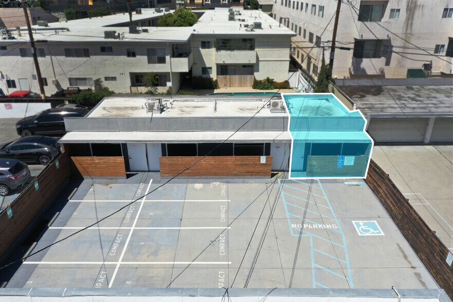 More Photos Of 4325-4327 Woodman Ave, Sherman Oaks Storefront Retail Office For Lease