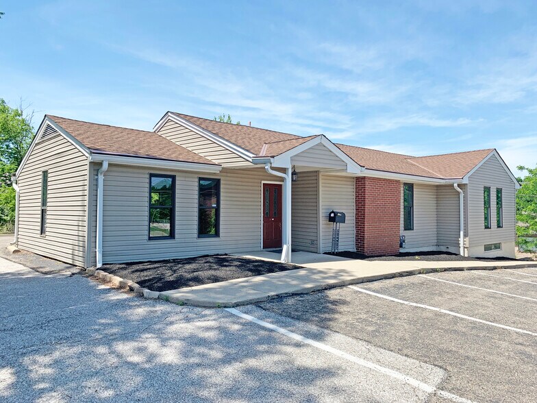 Primary Photo Of 10587 Montgomery Rd, Cincinnati Medical For Sale
