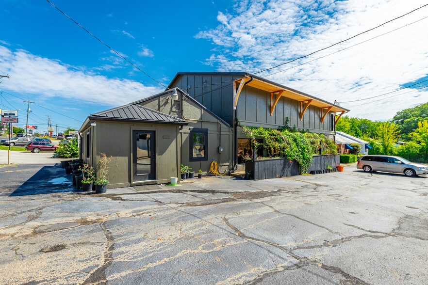 Primary Photo Of 4608 Hixson Pike, Hixson Office For Lease