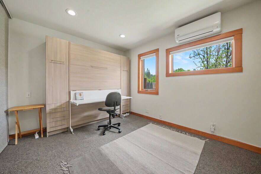 More Photos Of 21376 Consolation St, Volcano Specialty For Sale