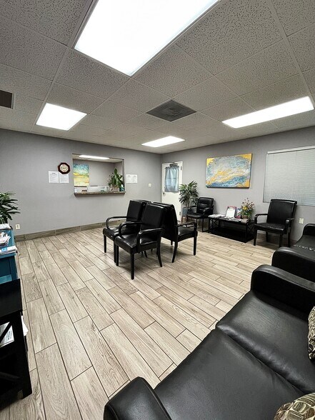More Photos Of 44725 10th St W, Lancaster Medical For Sale