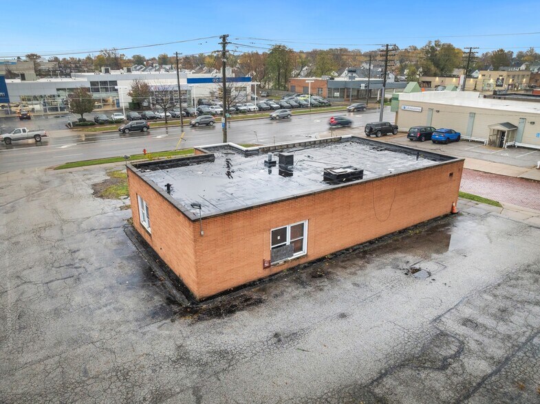 More Photos Of 5222 Ridge Rd, Parma Restaurant For Lease