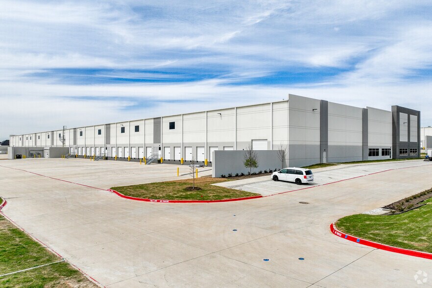 More Photos Of NWC Rockhill Pkwy & FM 423, Frisco Unknown For Lease