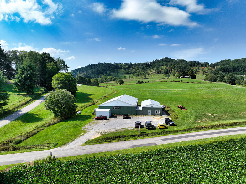 Primary Photo Of 17 Palmer Rd, Waynesville Warehouse For Sale