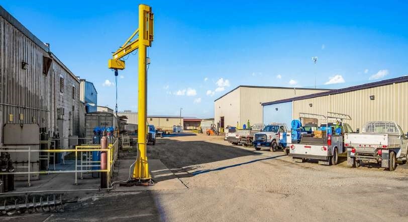 More Photos Of 314 W Broad St, Murfreesboro Distribution For Sale