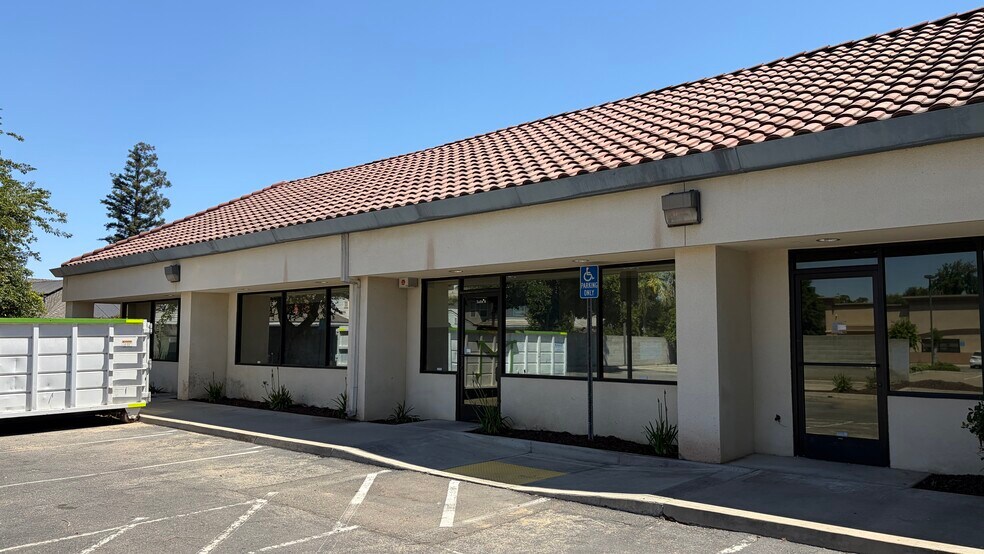 More Photos Of 1142 Rose Ave, Selma Medical For Lease