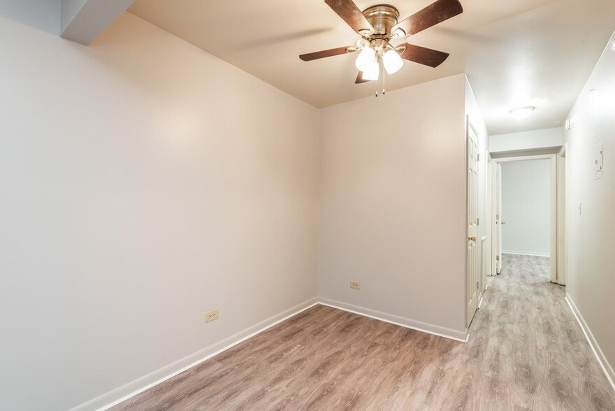 More Photos Of 2401 Arlington Blvd, Charlottesville Apartments For Sale