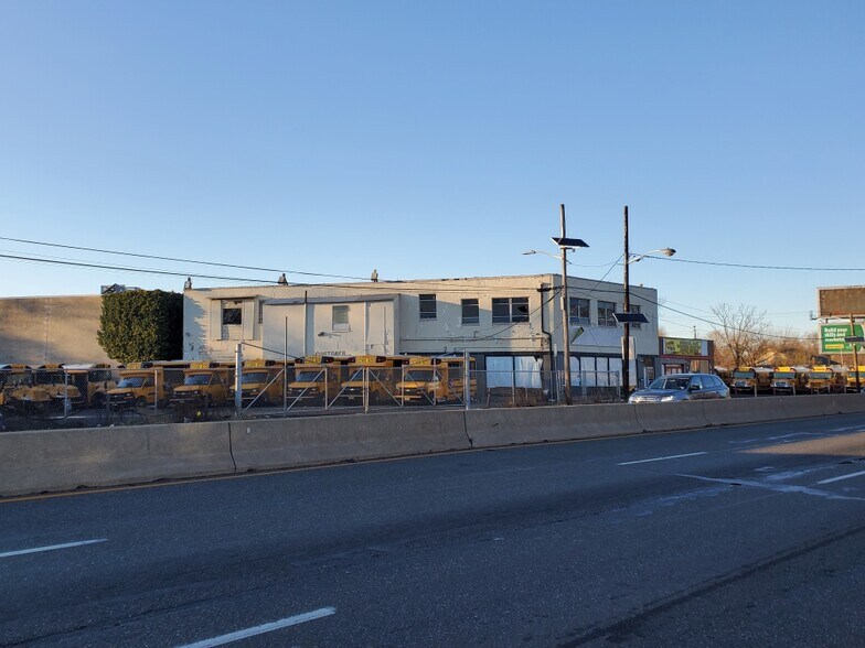 Primary Photo Of 2835 Crescent Blvd, Collingswood Light Manufacturing For Lease