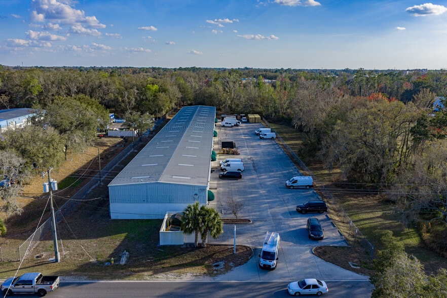More Photos Of 2711 Airport Rd, Plant City Industrial For Sale