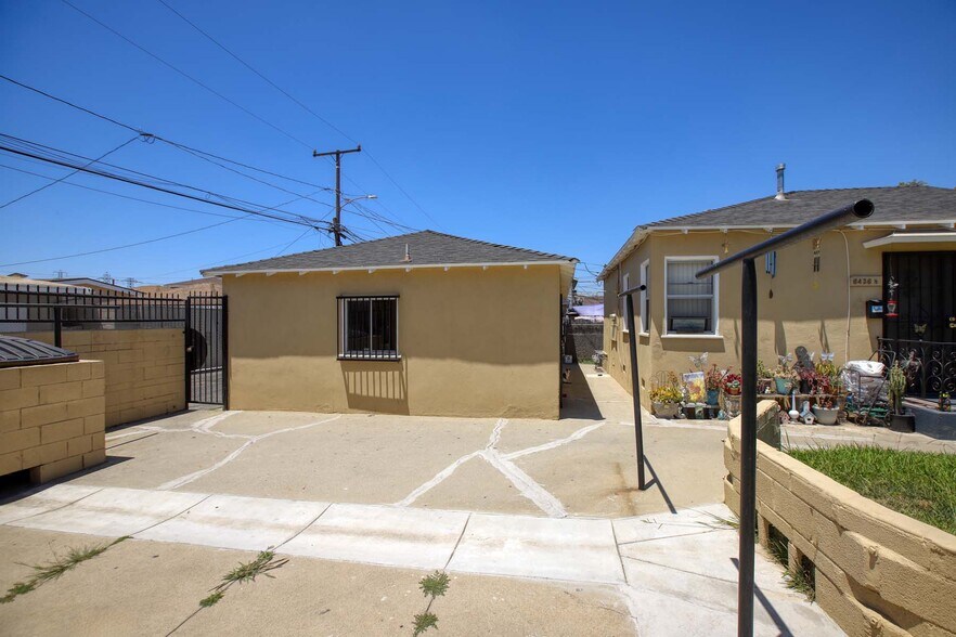 More Photos Of 6438 E Olympic Blvd, East Los Angeles Apartments For Sale