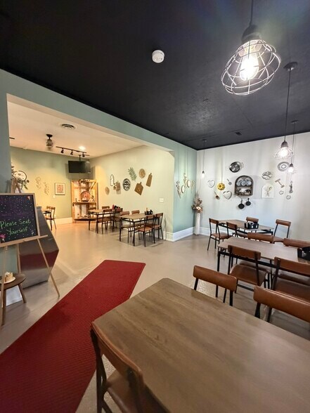 More Photos Of 12150 N US Highway 421, Monticello General Retail For Sale