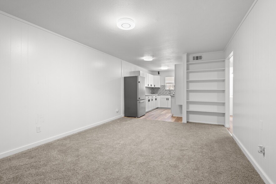 More Photos Of 2404 Louise St, Denton Multifamily For Sale