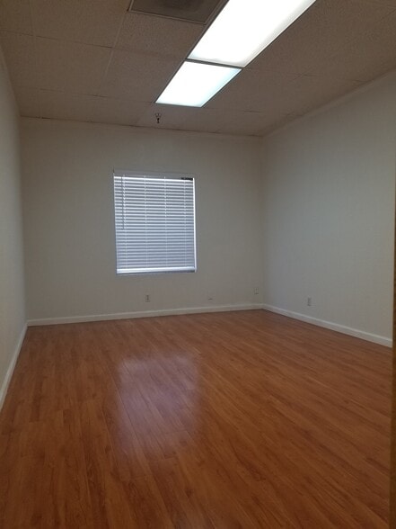 More Photos Of 3650 S Eastern Ave, Las Vegas Medical For Sale
