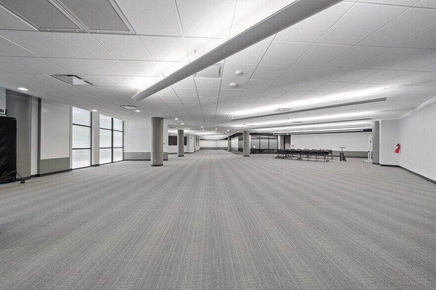 More Photos Of 7620 Guadalupe St, Austin Office For Lease