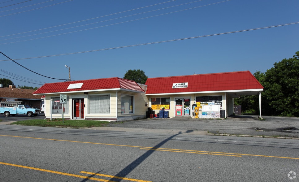 Primary Photo Of 210-214 National Hwy, Thomasville Freestanding For Lease