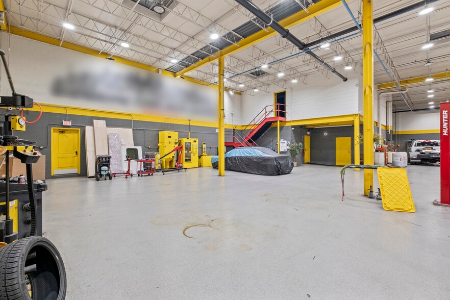 More Photos Of 1529 N 31st Ave, Melrose Park Truck Terminal For Lease