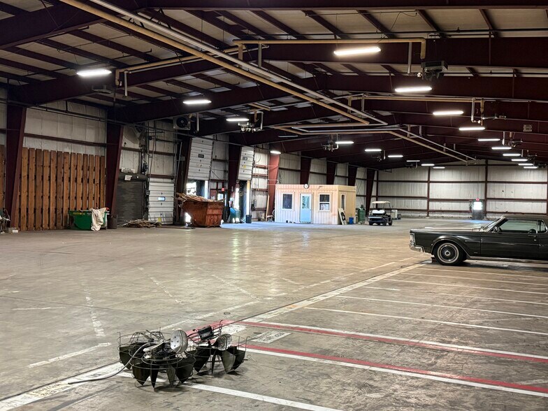 More Photos Of 700 Dura Beauty Ln, Wisconsin Rapids Warehouse For Lease