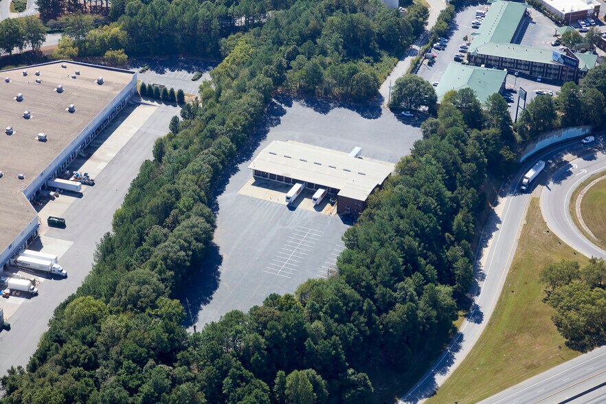 More Photos Of 4490 Conrad Ave, Forest Park Truck Terminal For Lease