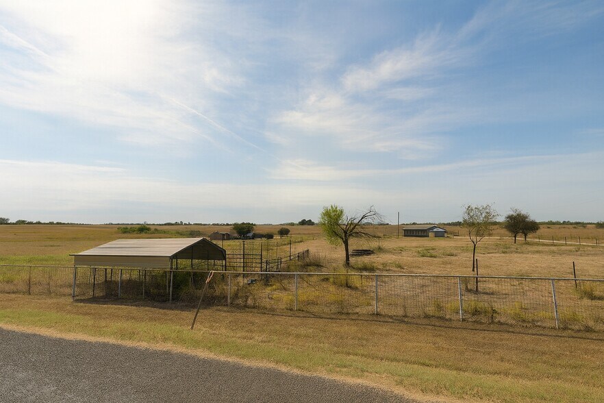 More Photos Of 600 County Road 405, Taylor Land For Sale