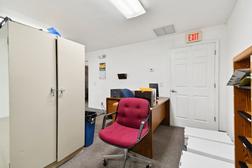 More Photos Of 772 Cortaro Dr, Sun City Center Medical For Sale