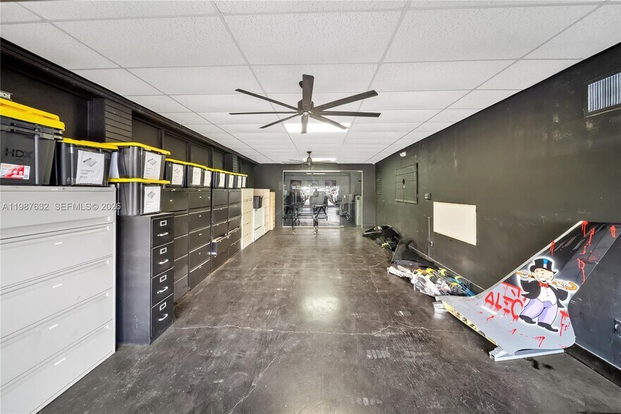 More Photos Of 5700 NW 27th Ave, Miami Auto Repair For Sale
