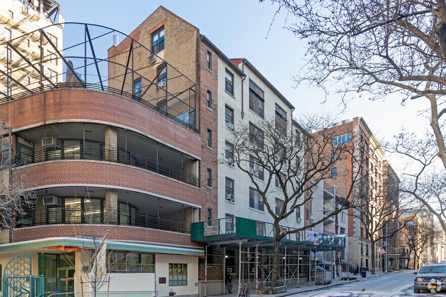 Primary Photo Of 251 W 71st St, New York Multifamily For Sale