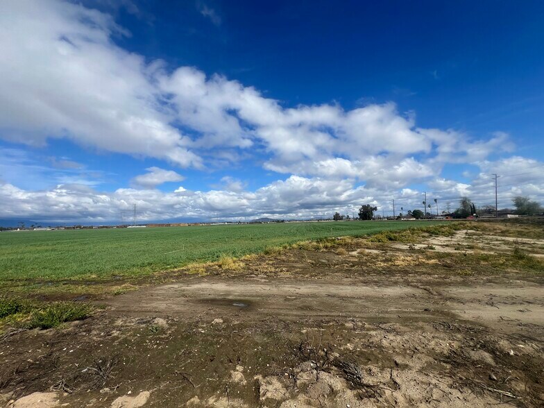 More Photos Of 0 Vineyard Ave, Ontario Land For Sale